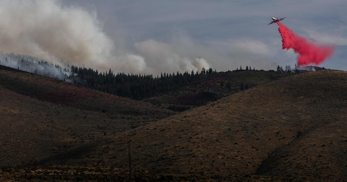 Kyrkor i Nevada tar emot familjer efter storbrand