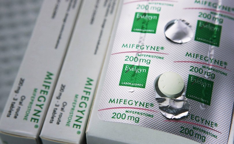 Senatsrapport riktar kritik mot tillverkare av abortpiller