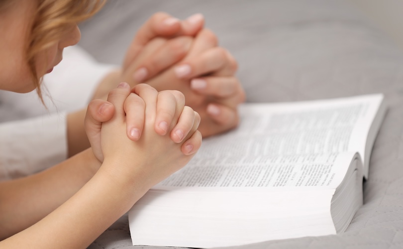 Maine-mor förlorar rätt att ta dottern till kyrkan