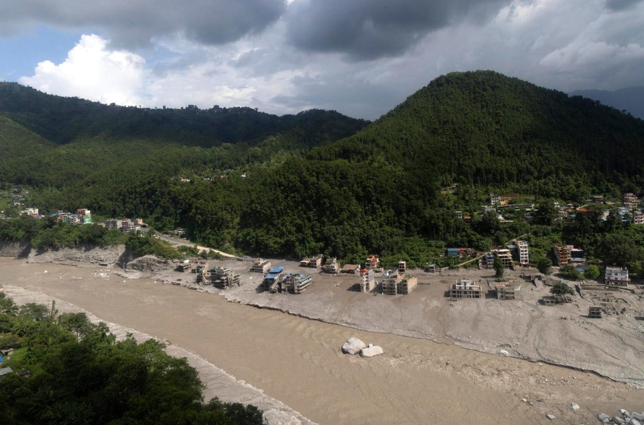 USA-biskop vädjar om hjälp efter översvämningar i Nepal